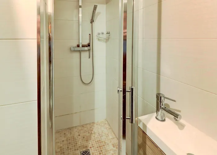 Lovely Cosy Flat In Old Town 니스
