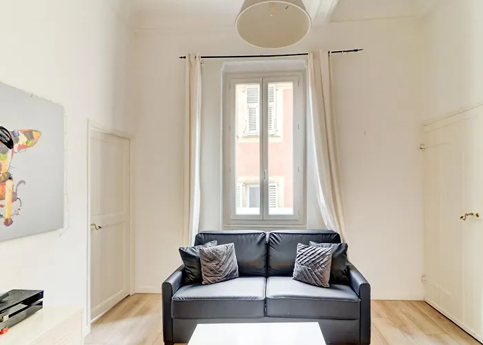 아파트 Lovely Cosy Flat In Old Town 니스